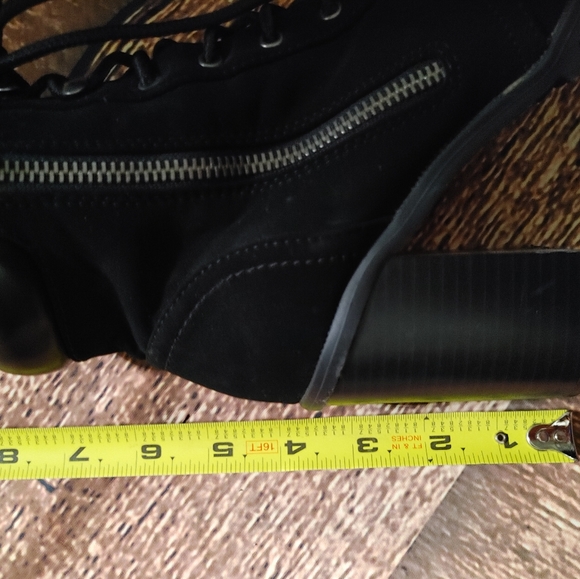 Boots - Picture 2 of 5